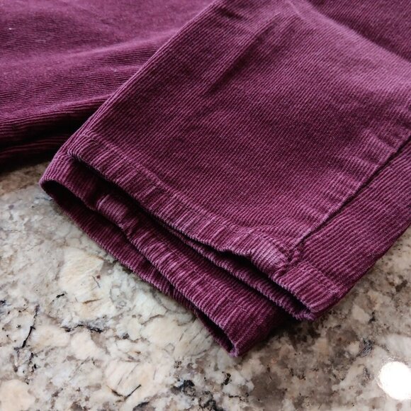 Size 4 Eddie Bauer Slightly Curvy Skinny Corduroy Pants Womens Burgundy Red - Picture 12 of 13